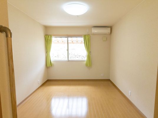清潔で明るい居室