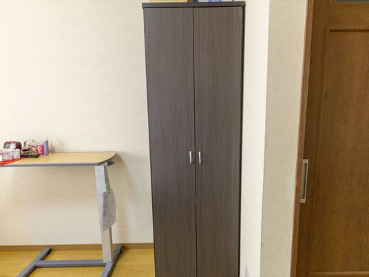 和室のクローゼットと机