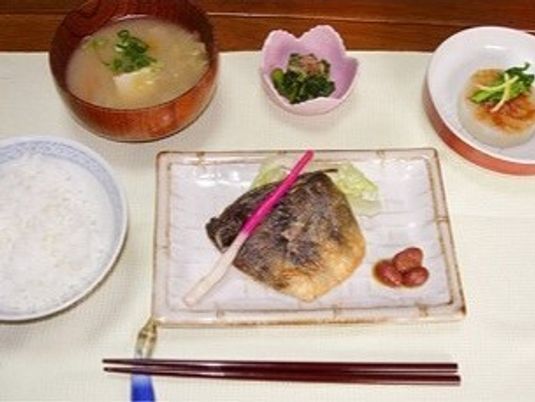 栄養満点の食事提供