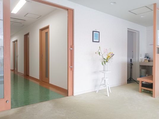 ゆとりのある廊下の仕事場