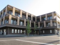 モダンデザインの建物外観