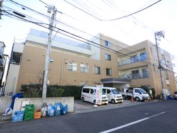 多階層の建物外観