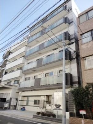 都市型施設の外観