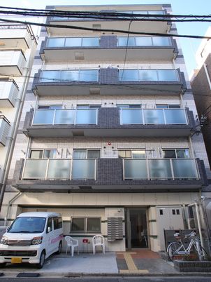 多階層建物の外観