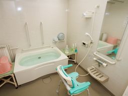 清潔な浴室設備