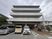 広い立派な建物の外観