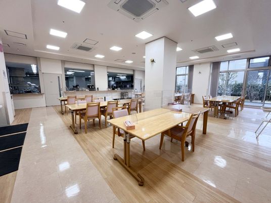 広々とした食堂