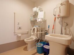 バリアフリーのトイレ設備