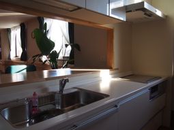 キッチンの清潔なカウンター