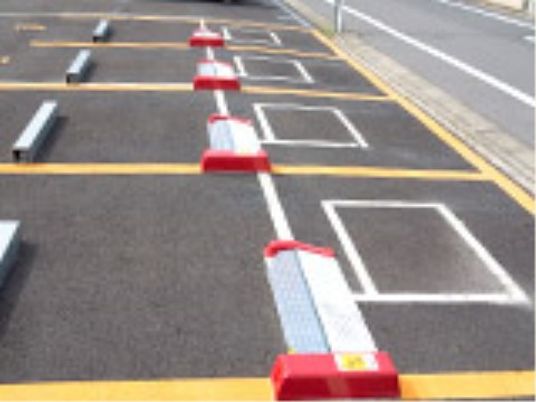 整備された駐車場