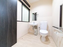 清潔感のあるトイレ空間