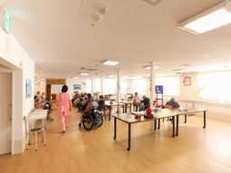居心地の良い広々ダイニング