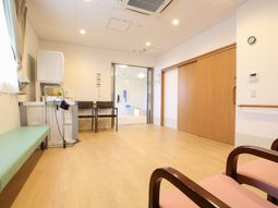 機能訓練用の明るい部屋