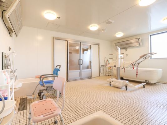 バリアフリー浴室設備