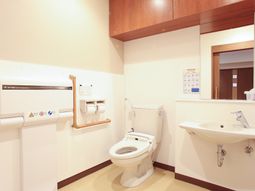 清潔感あるトイレの様子