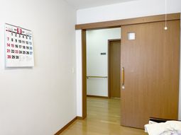 引き戸のある居室