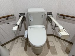 安全設計のトイレ