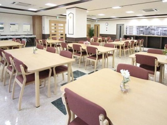 広々した食堂の様子