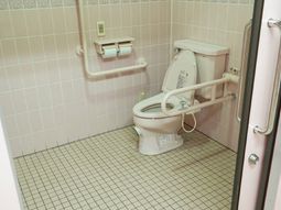 バリアフリートイレ