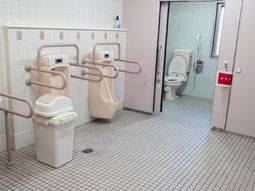 バリアフリートイレ設備