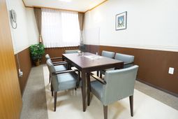 落ち着いた食堂の様子