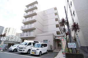 都市型施設の外観画像