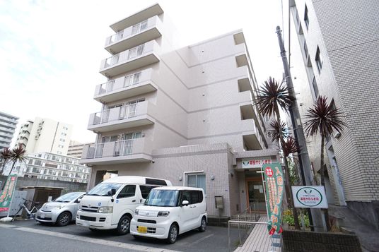 都市型施設の外観画像
