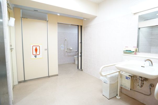 清潔なトイレの一角