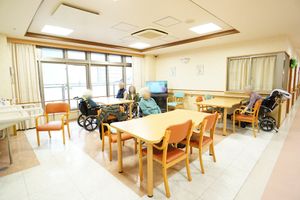 暖かみのある食堂空間