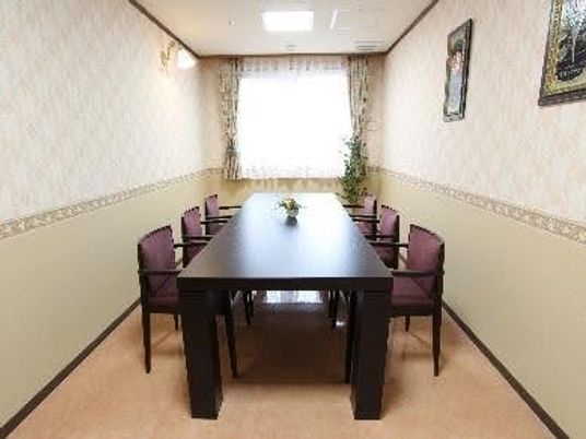 明るい会議室  