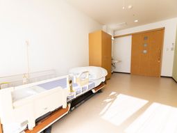 明るい居室の空間