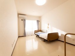 明るい室内の居室