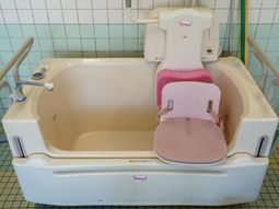 浴室のバリアフリー浴槽