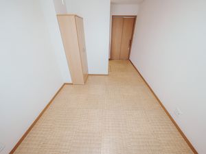畳敷きの広々とした廊下