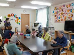 明るい多目的スペース