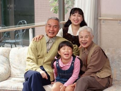 幸せそうな家族の肖像