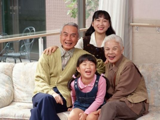 幸せそうな家族の肖像