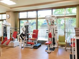 明るい機能訓練室