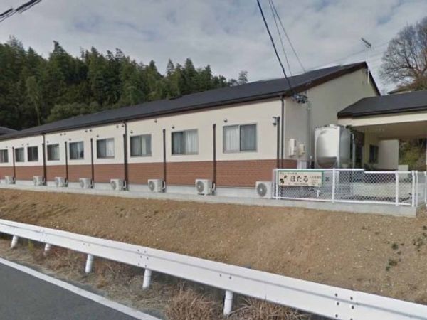 一列に並んだ建物