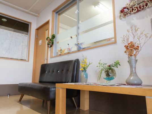 待合ロビーの風景