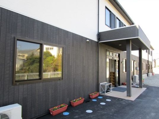 清潔感ある建物の外観
