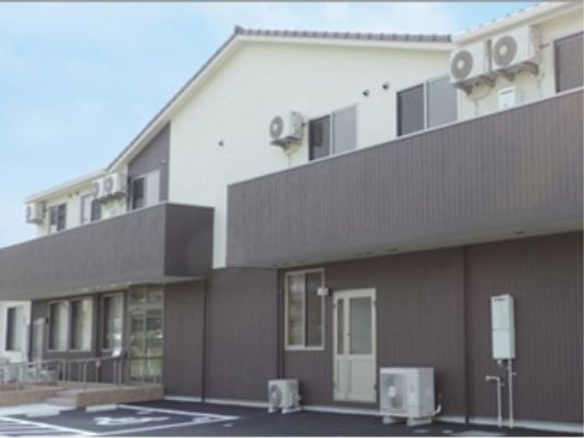 清潔な外観の建物