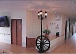 廊下に設置された照明