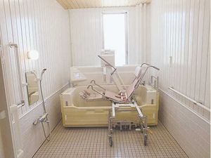 バリアフリー浴室設備