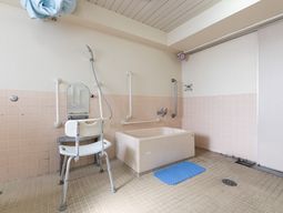 バリアフリー浴室設備