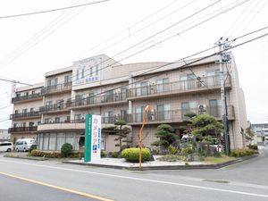 ケアハウスの落ち着いた外観