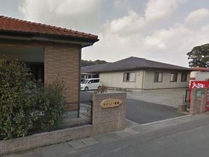 落ち着いた佇まいの入口
