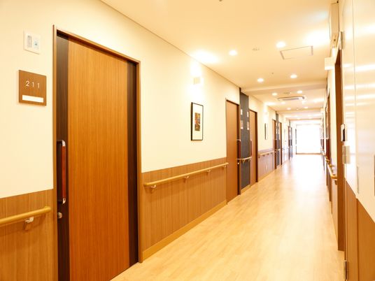 廊下の落ち着いた雰囲気