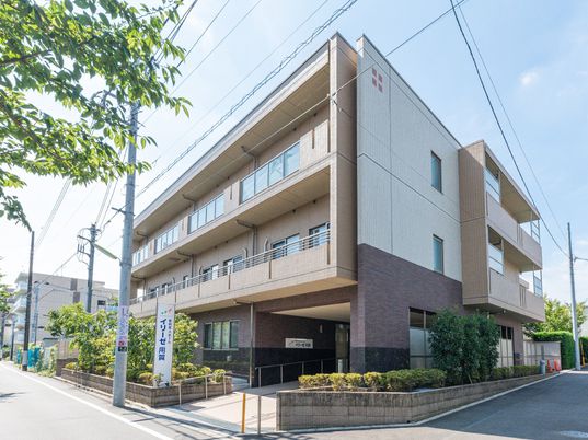 都市型施設の外観