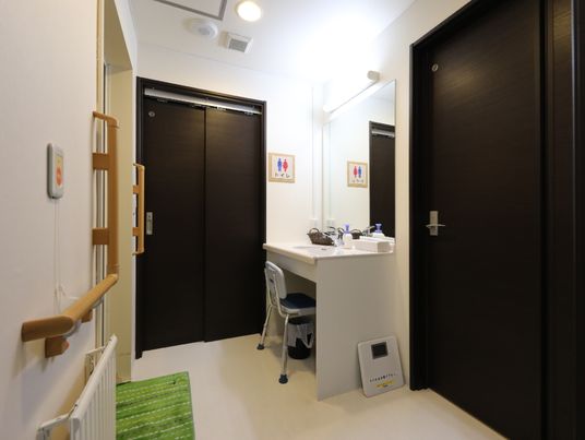 洗面所のある廊下